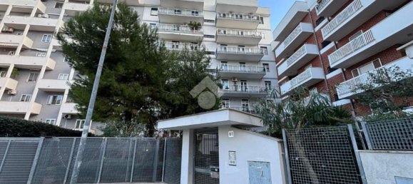4-Zimmer Wohnung in Bari, Italy, Nr. 39607 43