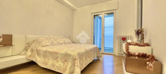 4-Zimmer Wohnung in Bari, Italy, Nr. 39607 39