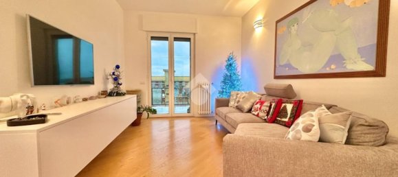 4-Zimmer Wohnung in Bari, Italy, Nr. 39607 3