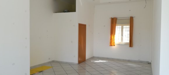 45m² Commercial property in Motta Sant'Anastasia, Italy No. 251201 13