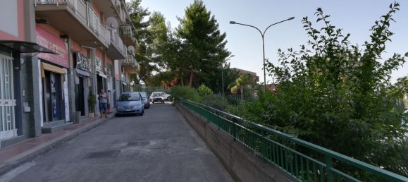 45m² Commercial property in Motta Sant'Anastasia, Italy No. 251201 3
