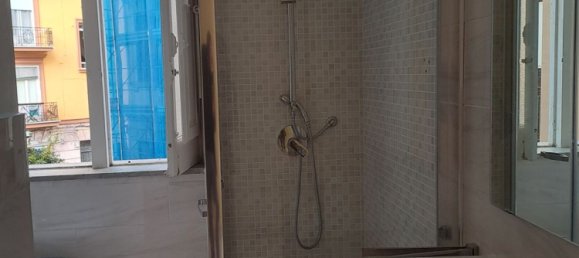 6 rooms Apartment in Naples, Italy No. 31548 13