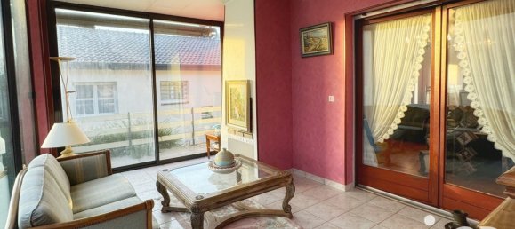 5 bedrooms House in Yutz, France No. 257923 12