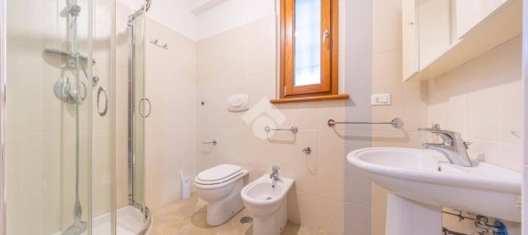 2 bedrooms Apartment in Rome, Italy No. 57345 12
