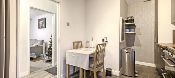  Apartment in Brentwood, United Kingdom No. 2217 7