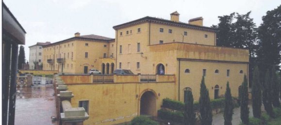 4-salle Appartement à Volterra, Italy No. 44530 2