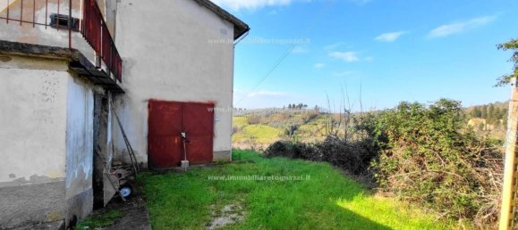 4 bedrooms House in Certaldo, Italy No. 317645 3