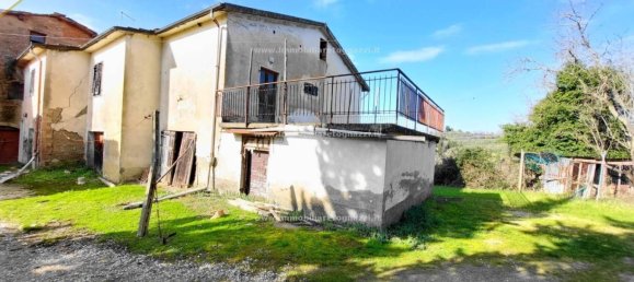 4 bedrooms House in Certaldo, Italy No. 317645 2