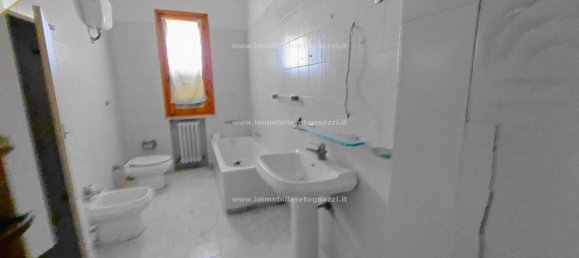 4 bedrooms House in Certaldo, Italy No. 317645 14