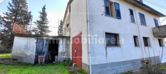 4 bedrooms House in Certaldo, Italy No. 317645 4