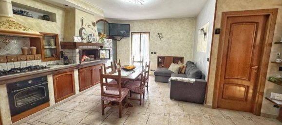 2 chambres Maison à Val della Torre, Italy No. 53283 2