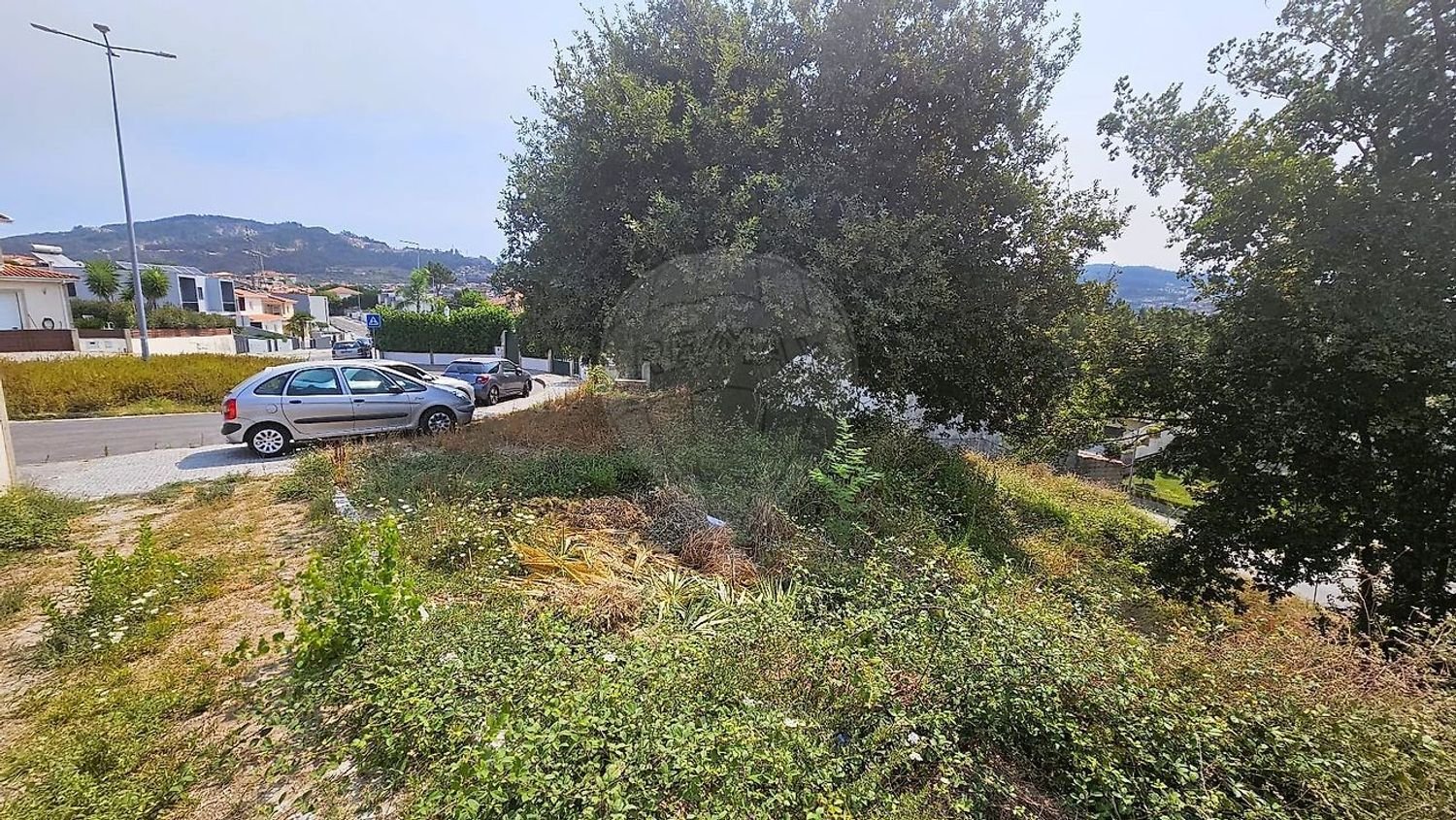 Terrain à Marco de Canaveses, Portugal No. 228392