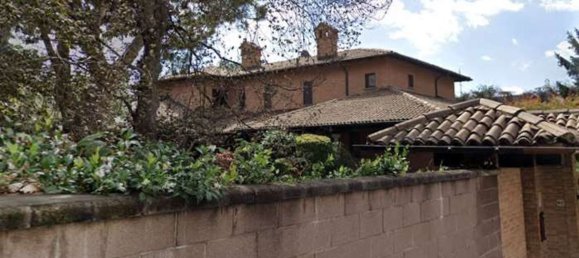 Вилла с 16 комнатами в Муджо, Италия № 4148 12