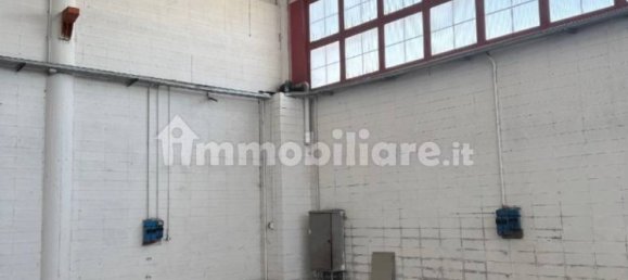 Склад с 1 комнатой в Кревалькоре, Италия № 265013 3