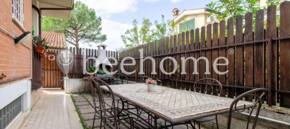 5-Zimmer Villa in Guidonia Montecelio, Italy, Nr. 35644 3