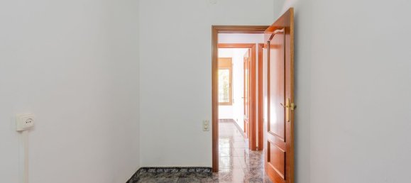 4 bedrooms Apartment in Sant Marti, Spain No. 187840 8