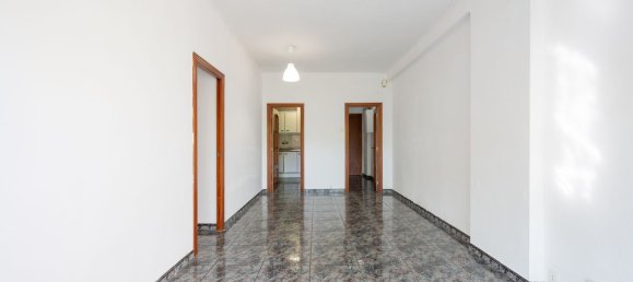 4 bedrooms Apartment in Sant Marti, Spain No. 187840 4