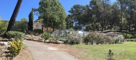 6 bedrooms Castles in Aix-en-Provence, France No. 288833 2