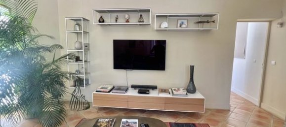 6 bedrooms Castles in Aix-en-Provence, France No. 288833 18