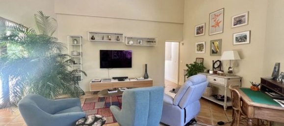 6 bedrooms Castles in Aix-en-Provence, France No. 288833 17