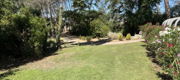 6 bedrooms Castles in Aix-en-Provence, France No. 288833 8