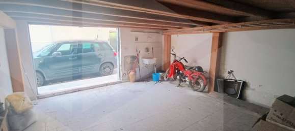 Склад с 2 комнатами в Полиньяно а Маре, Италия № 20012 6