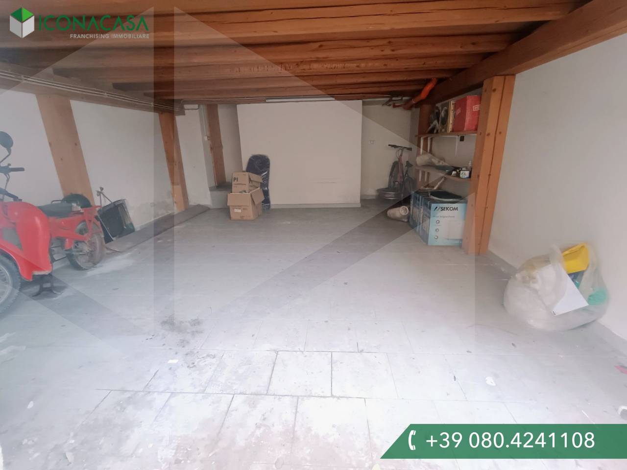 Склад с 2 комнатами в Полиньяно а Маре, Италия № 20012