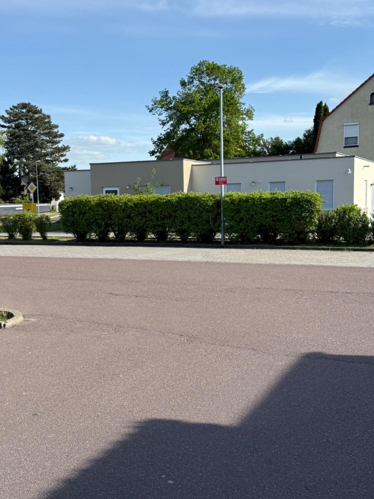 Escritório em Saalekreis, Germany 120 m² N.º 261628