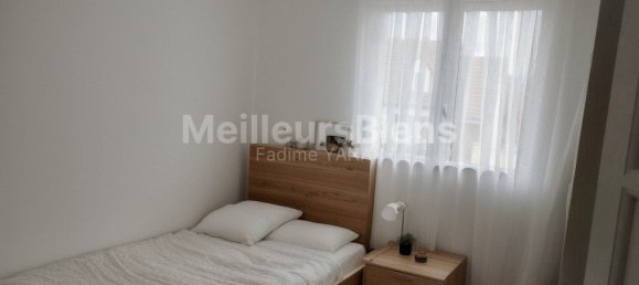 3 bedrooms House in Jallans, France No. 68991 20