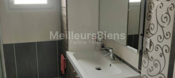 3 bedrooms House in Jallans, France No. 68991 22