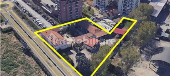 Здание с 4 спальнями в Милан, Италия № 259887 2