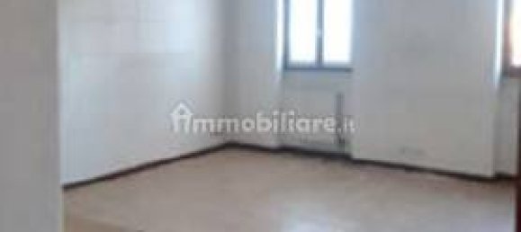 Здание с 4 спальнями в Милан, Италия № 259887 16