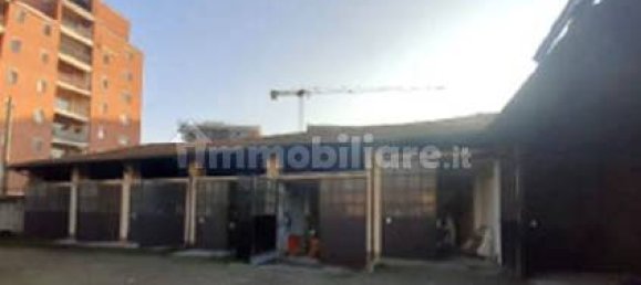 Здание с 4 спальнями в Милан, Италия № 259887 10