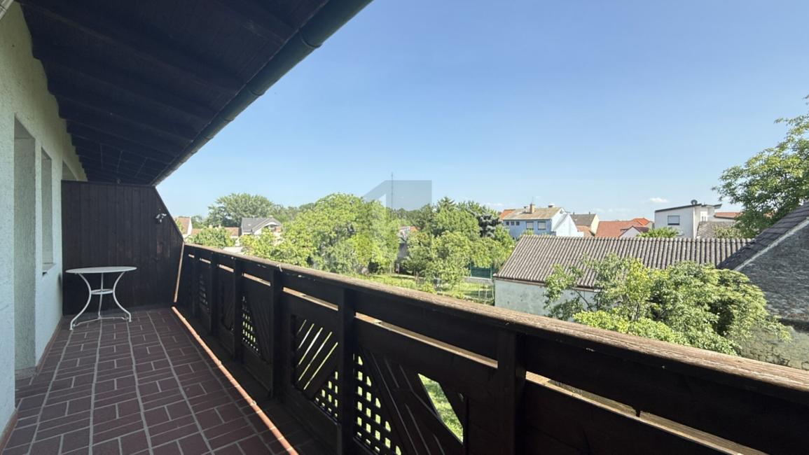 Квартира с 3 комнатами в Оггау ам Нойзидлер Зе, Австрия № 225632