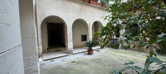 3 rooms Apartment in Rome, Italy No. 40831 16