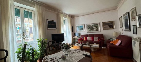 3 rooms Apartment in Rome, Italy No. 40831 4
