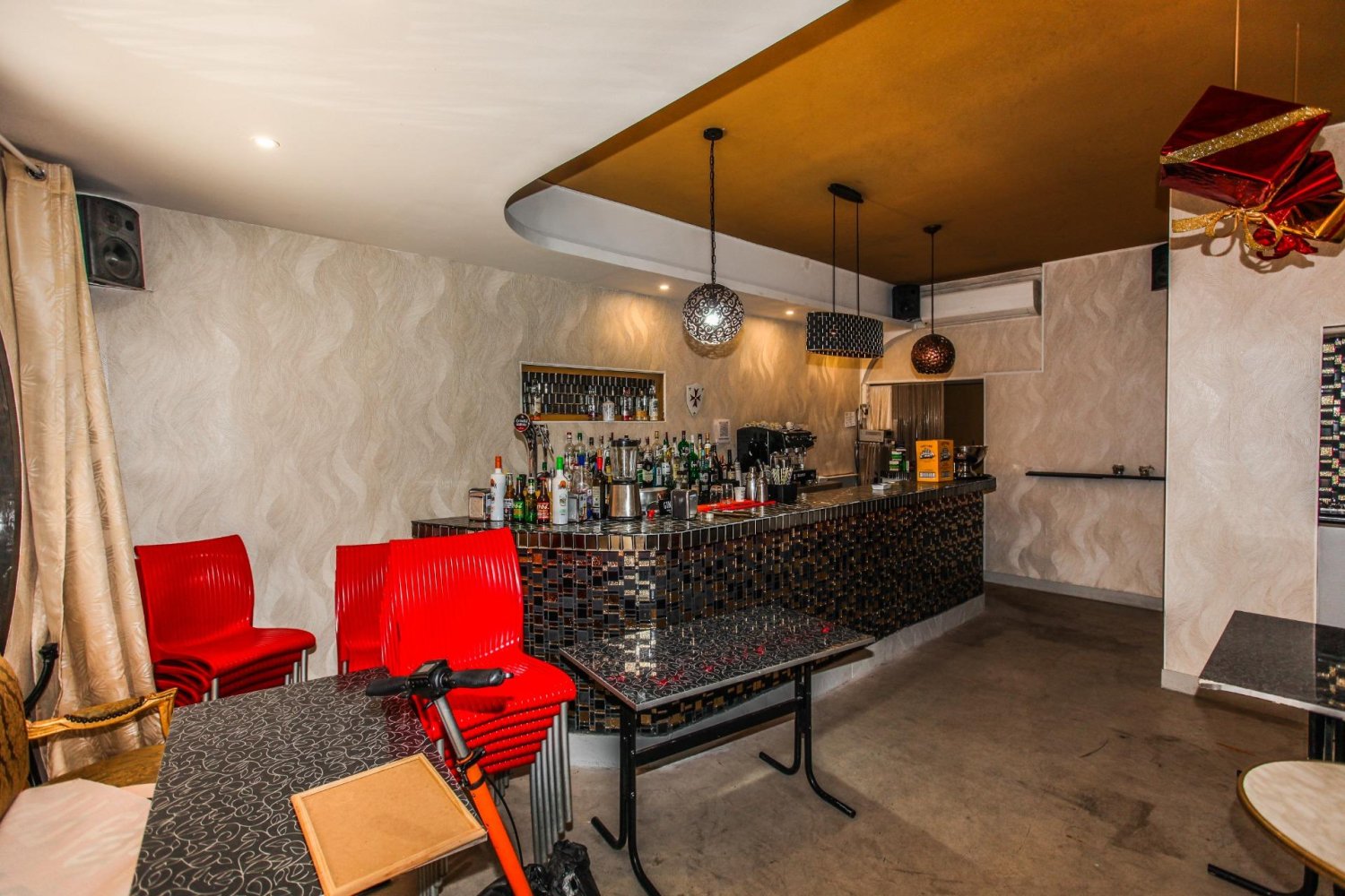 Gewerbliche Immobilie in Calafell, Spain 54m², Nr. 113605