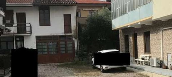 6 rooms Apartment in Buscate, Italy No. 94376 2