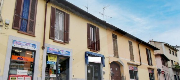Apartamento de 3 divisões em Legnano, Italy N.º 33464 12