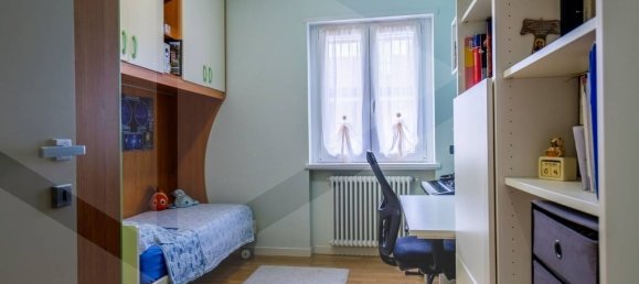 4-salle Appartement à Verona, Italy No. 24655 8