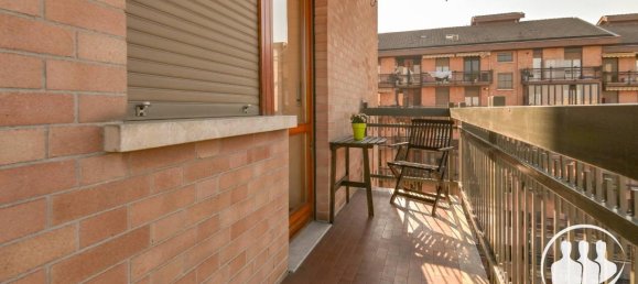 4 rooms Apartment in Grugliasco, Italy No. 38797 9