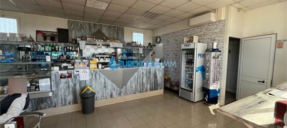 1 room Commercial property in Novi di Modena, Italy No. 60292 7