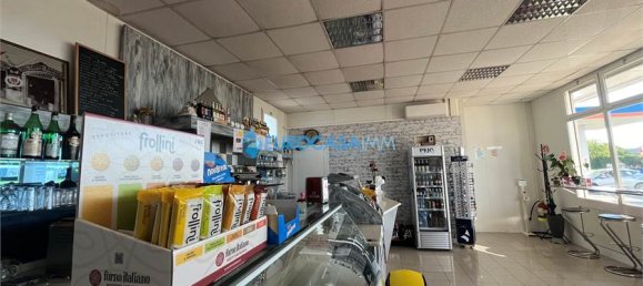 1 room Commercial property in Novi di Modena, Italy No. 60292 9