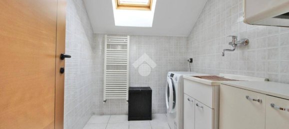 Apartamento T2 em Mariano Comense, Italy N.º 282288 4