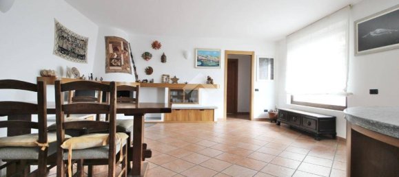 Apartamento T2 em Mariano Comense, Italy N.º 282288 26