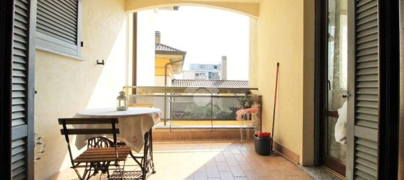 Apartamento T2 em Mariano Comense, Italy N.º 282288 13