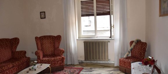 Дом с 11 комнатами в Лингуаглосса, Италия № 32136 10