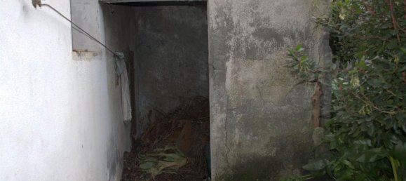 Дом с 11 комнатами в Лингуаглосса, Италия № 32136 35