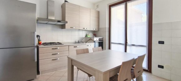 3 bedrooms Villa in Cormano, Italy No. 268813 17