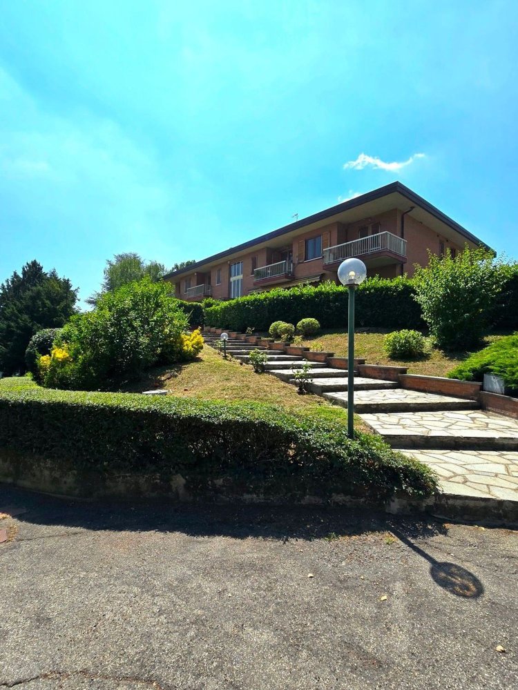 4-Zimmer Wohnung in Pino Torinese, Italy, Nr. 283813